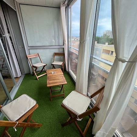 Joli Apartemo O Centro Le Lavandou Dış mekan fotoğraf