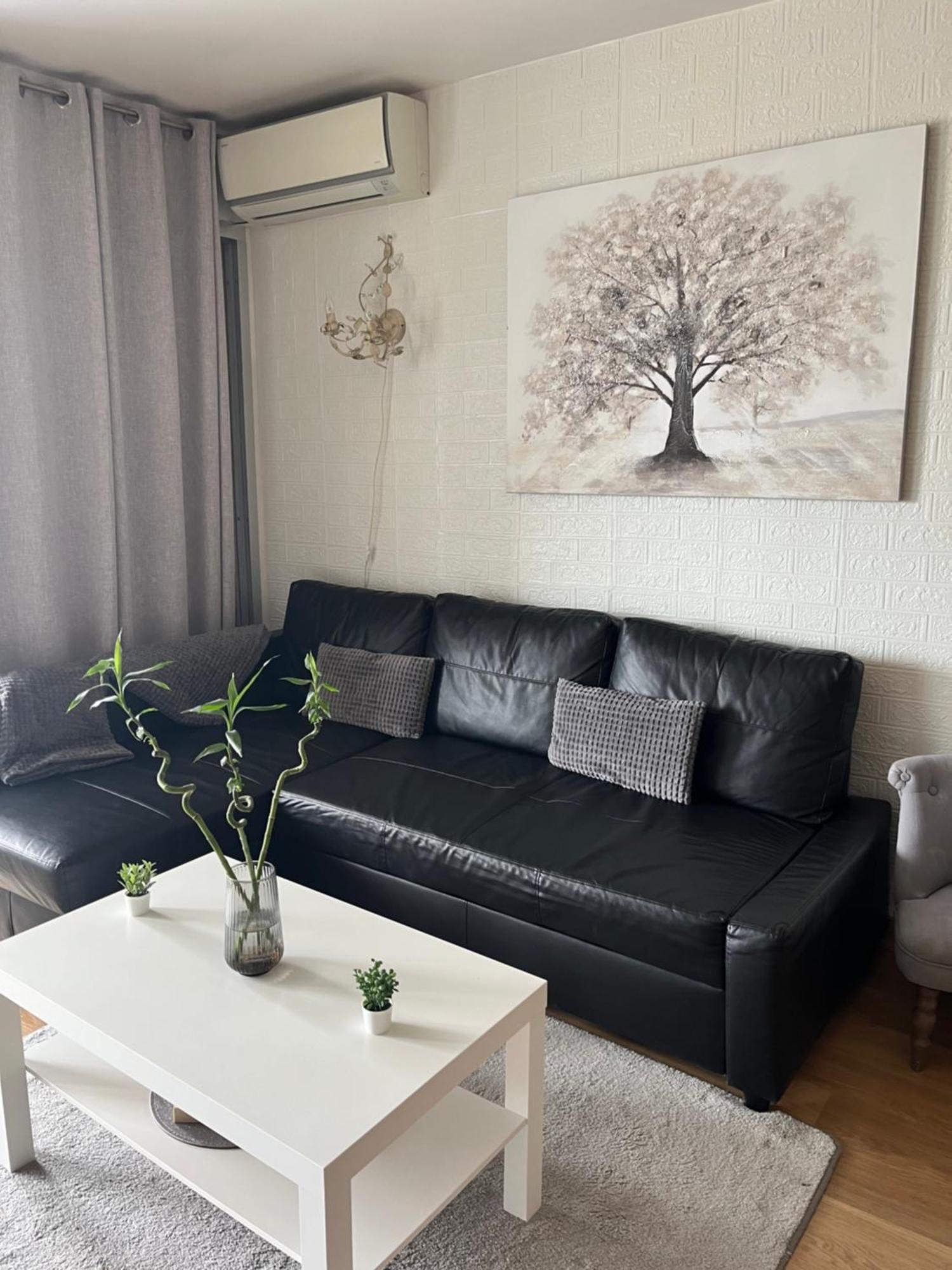 Joli Apartemo O Centro Le Lavandou Dış mekan fotoğraf