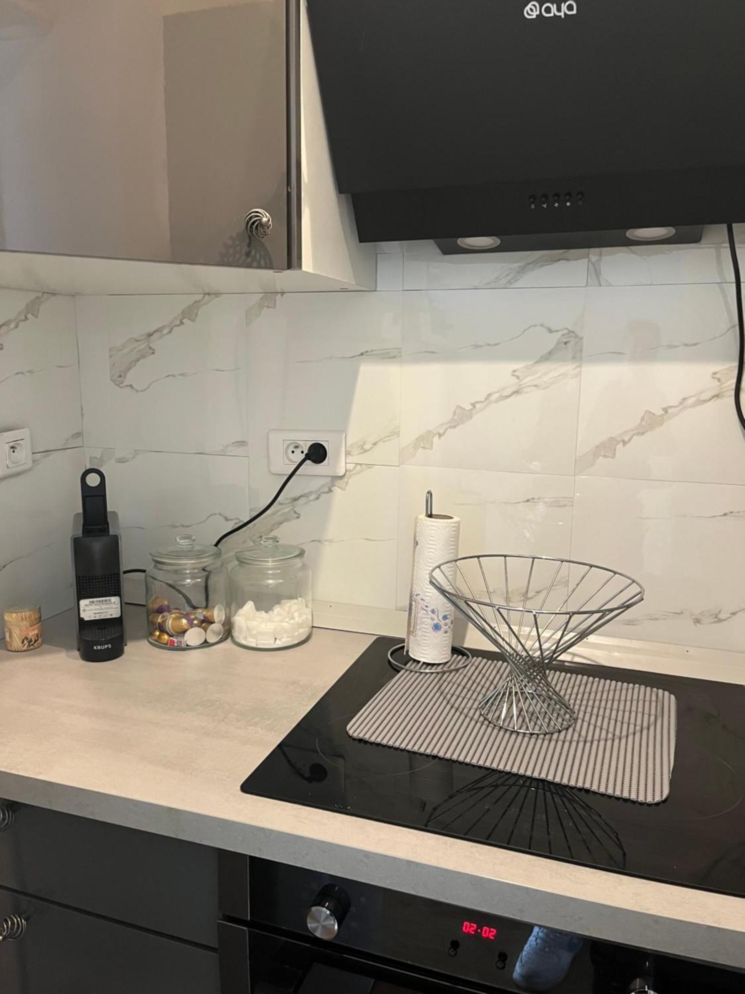 Joli Apartemo O Centro Le Lavandou Dış mekan fotoğraf